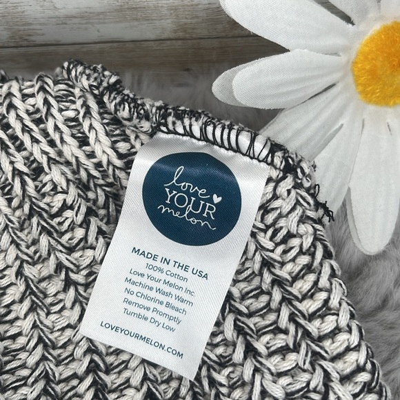 Love your Melon - Unisex - Marled Black & White Beanie - Picture 4 of 4